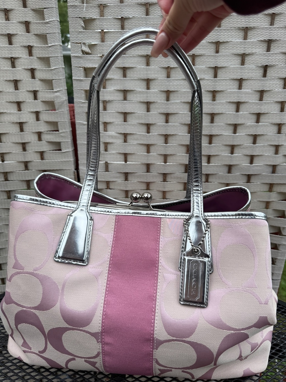 Vintage Coach Y2K Signature Kisslock Carryall – Pink/Silver F13533